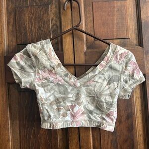 Vintage Floral V-Neck Crop Top - Olive, Pink and Cream